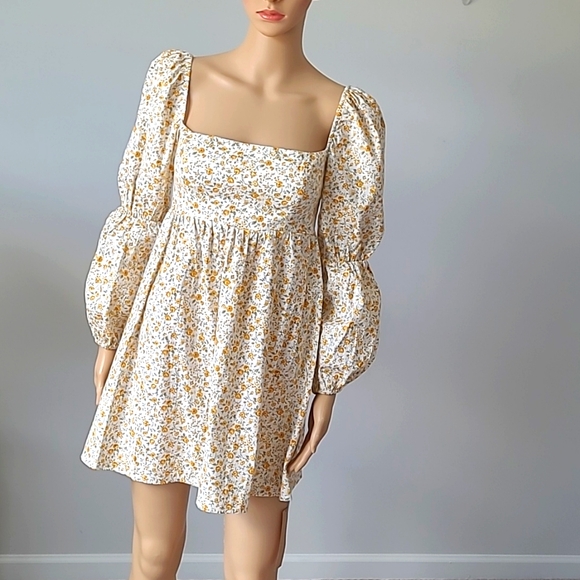 Reformation Floral Babydoll Dress Size 2 - Picture 5 of 8